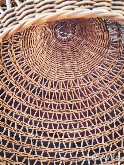 Светильник плетеный