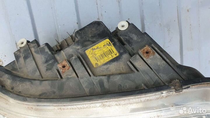 Фара правая Transporter T5 2003-2010