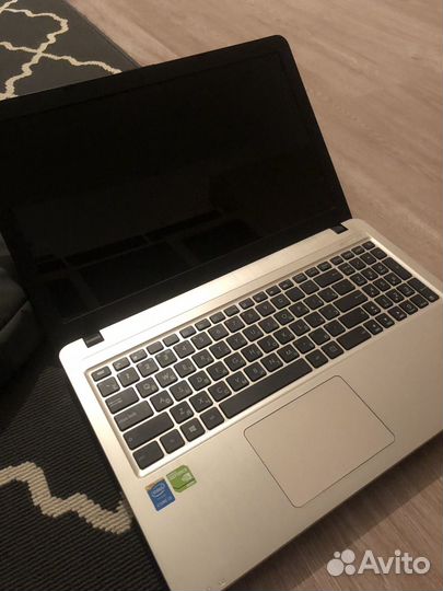 Ноутбук Asus
