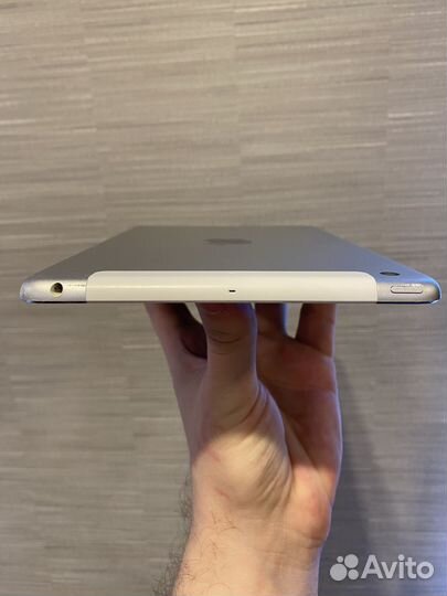 iPad mini 3 64gb Wifi + Cellular