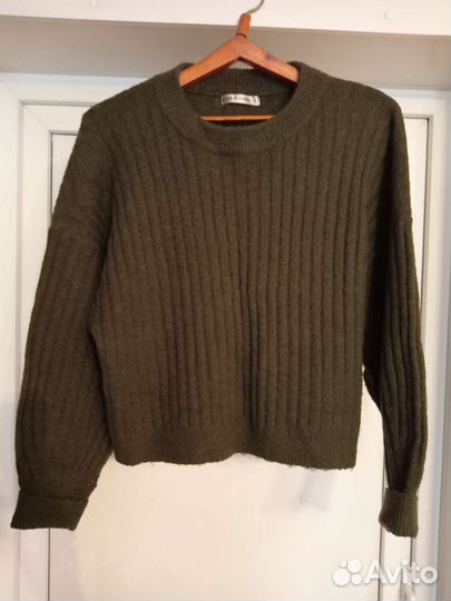 Свитер