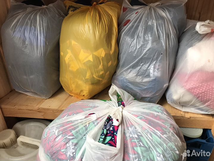 Отдам бесплатно детскую одежду