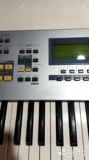 Синтезатор Yamaha motif ES 6