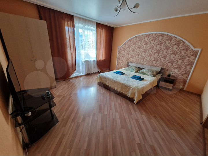 2-к. квартира, 67 м², 4/10 эт.