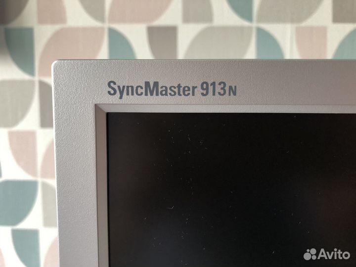 Монитор Samsung Syncmaster 913n