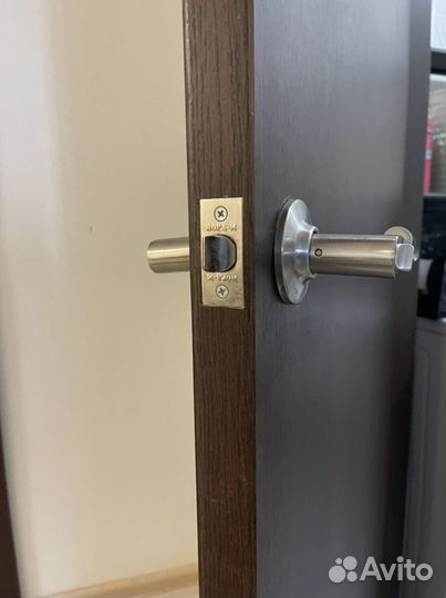 Межкомнатная дверь бу 80