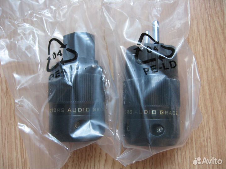 Сетевые коннекторы Schuko (Rhodium)