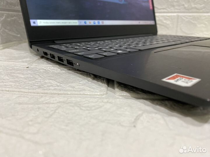 Lenovo ideapad s145