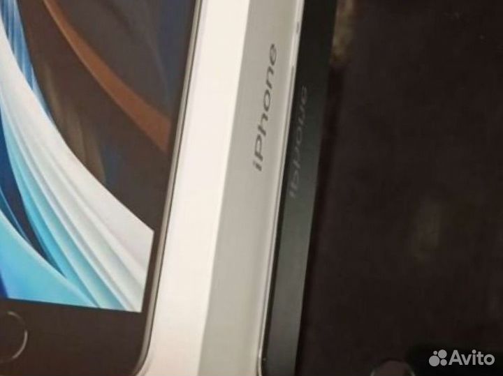 iPhone SE (2020), 64 ГБ