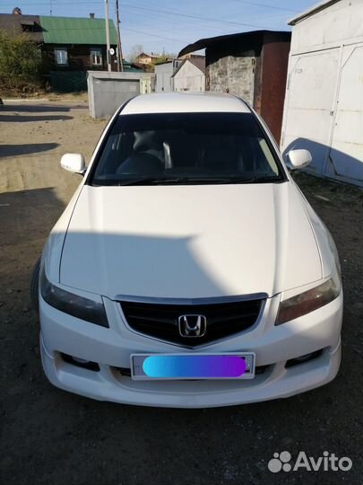 Крыло левое на honda accord CL7 NH624P