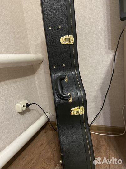 Жесткий кейс для гитары