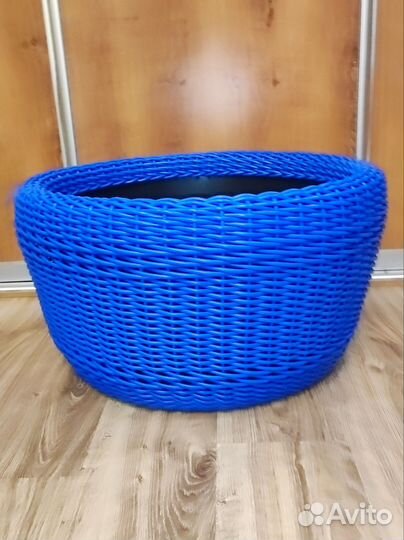 Кашпо из ротанга