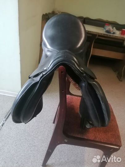 Седло для лошади универсальное