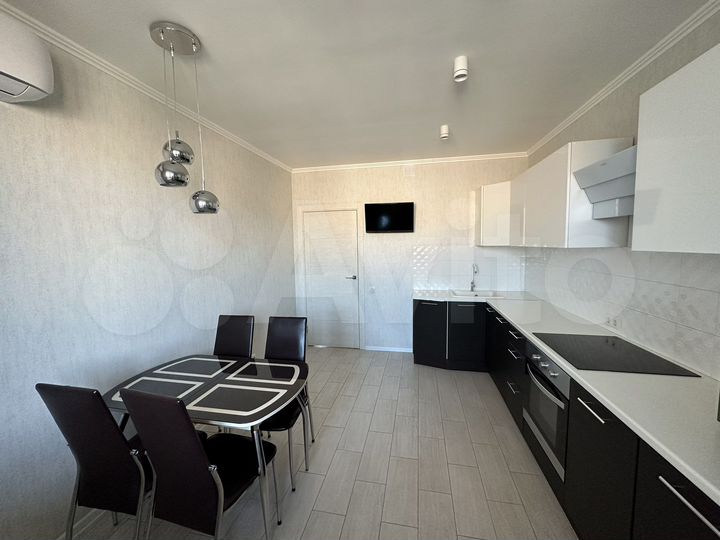 2-к. квартира, 62,3 м², 15/17 эт.