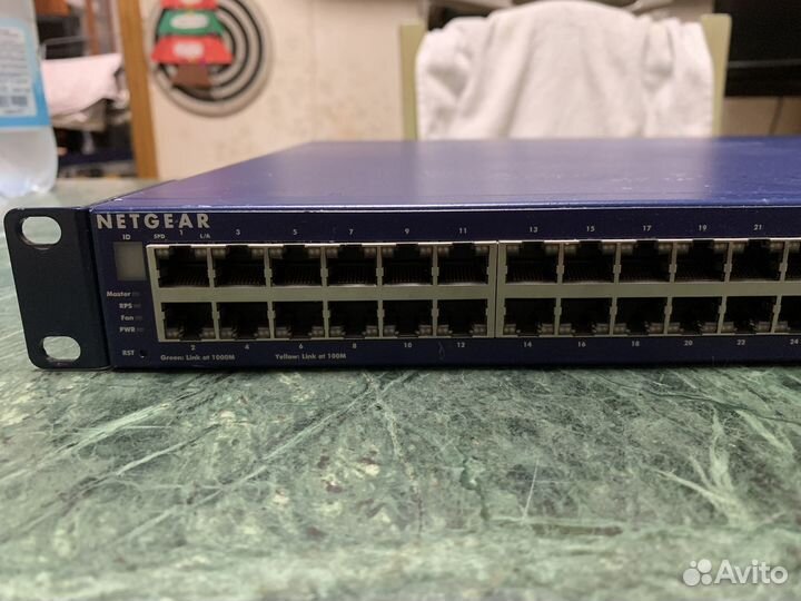 Netgear GSM7352S 52-х портовый Switch