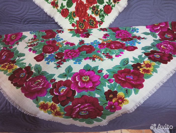 2 шерстяных платка СССР новые