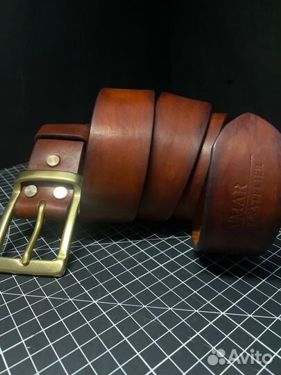 Мужской кожаный ремень ручной работы коричневый
