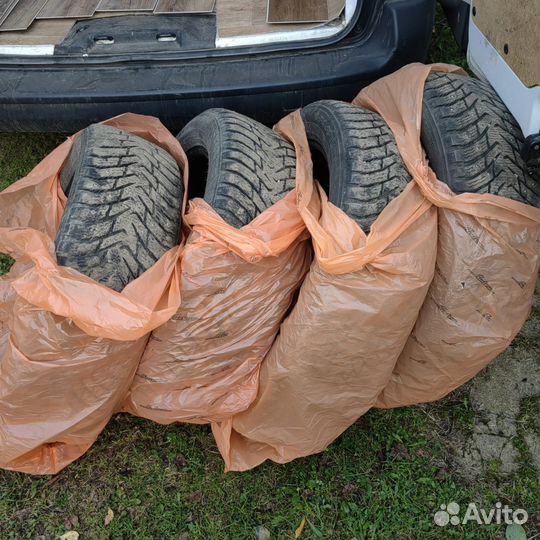 Nokian Tyres Hakkapeliitta 8 SUV 235/55 R20 102T