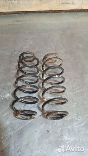 Пружина задняя Peugeot 307 2004