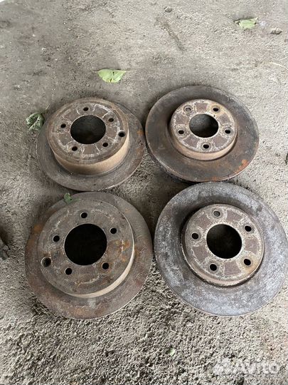 Тормазные диски на мицубиси лансер 10