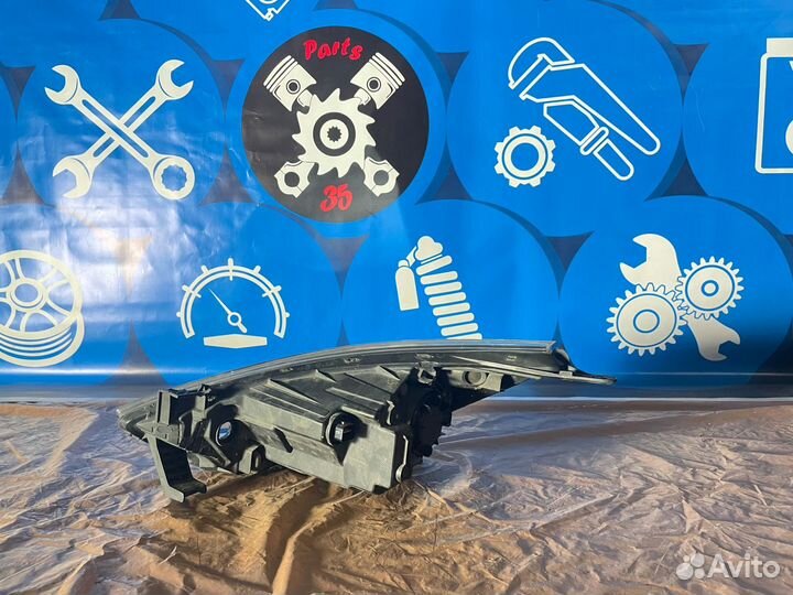 Фара правая Hyundai Solaris