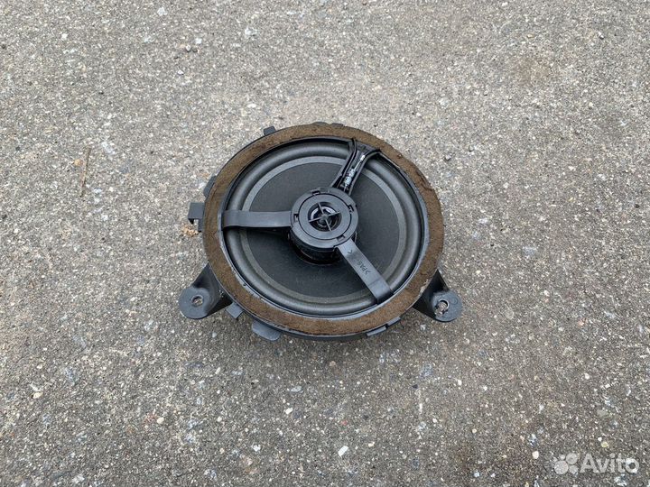Volvo XC90 динамик задний