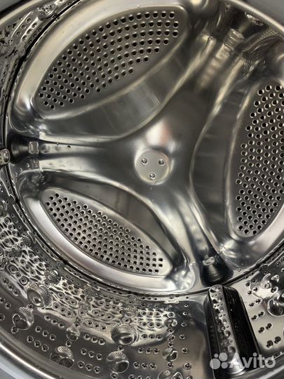 Стиральная машина LG 7 кг Direct Drive с паром