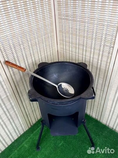 Казан чугунный 12 литров с печкой