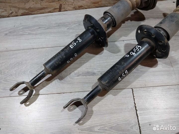Амортизаторы передние Volkswagen Passat B5 Audi A4