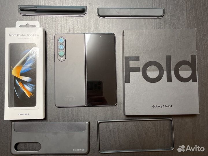 Samsung Galaxy Z Fold4, 12/512 ГБ