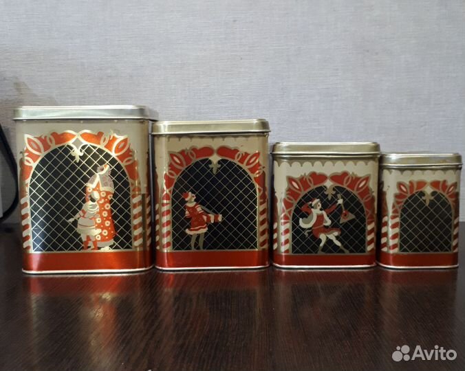 Жестяная коробка СССР