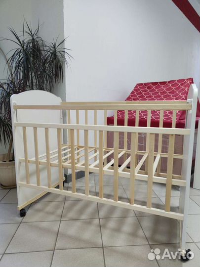 Новые кроватки колесо/качалка