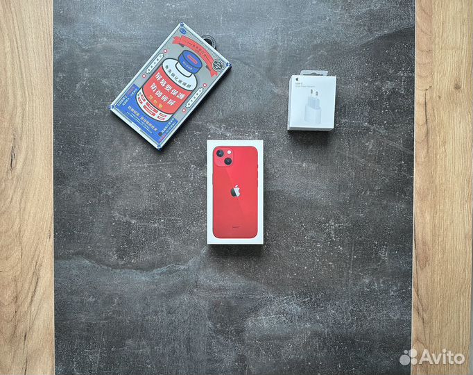 Новый iPhone 13 128gb Red (sim+esim)