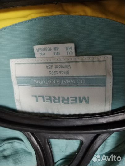 Ветровка женская