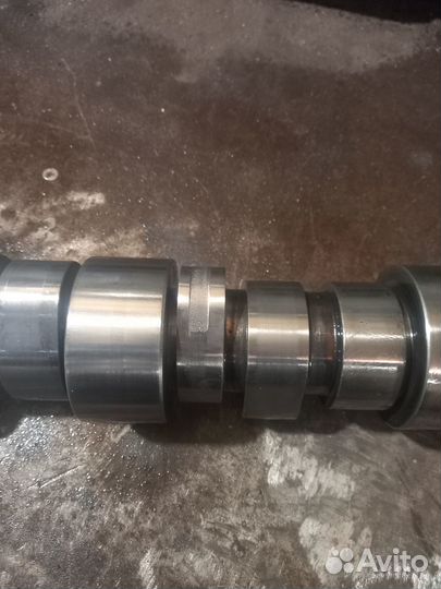 Продам распредвал курсор 10