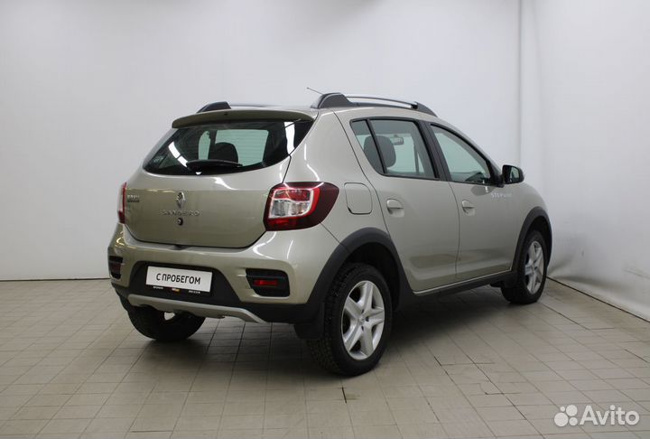 Renault Sandero Stepway 1.6 МТ, 2018, 42 103 км