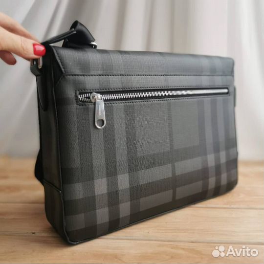 Сумка через плечо burberry