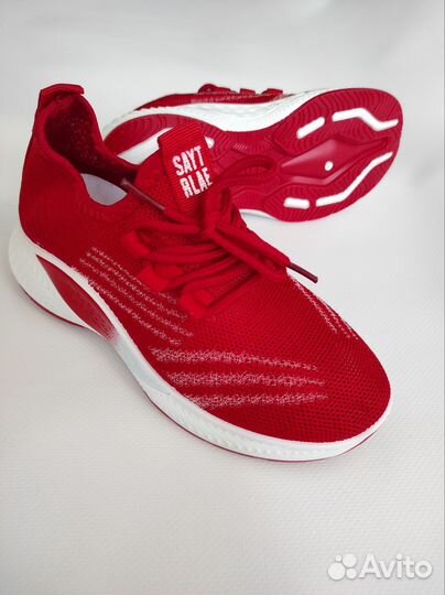 Кроссовки для девочек и мальчиков