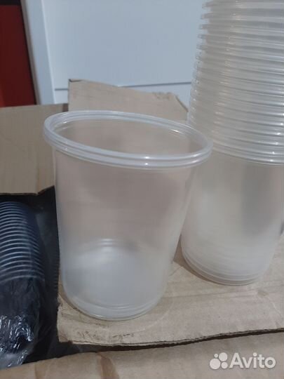 Пластиковые стаканы одноразовые