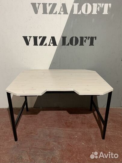 Компьютерный стол лофт