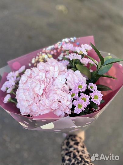 Букет с гортензией