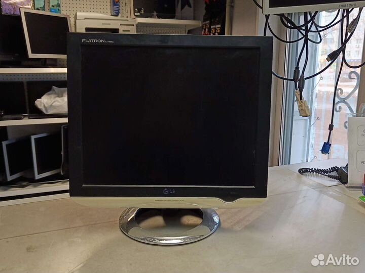 Монитор LG 17