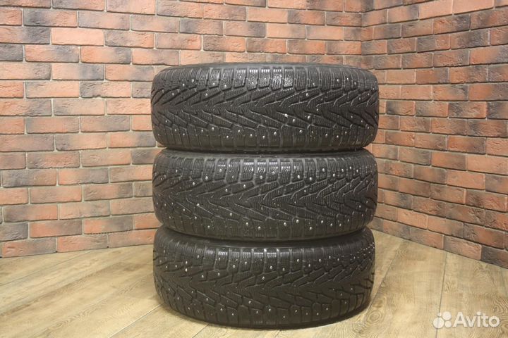 Nokian Tyres Hakkapeliitta 7 225/60 R17