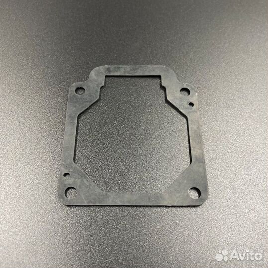 Прокладка поплавковой камеры Yamaha 4-5 (SCM)