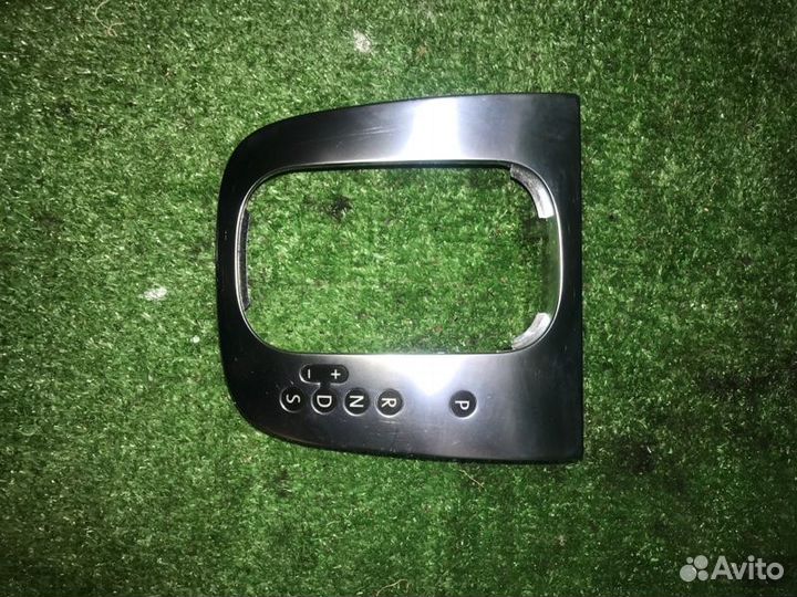 Накладка селектора кпп Volkswagen Golf 6 5K1 CBZ