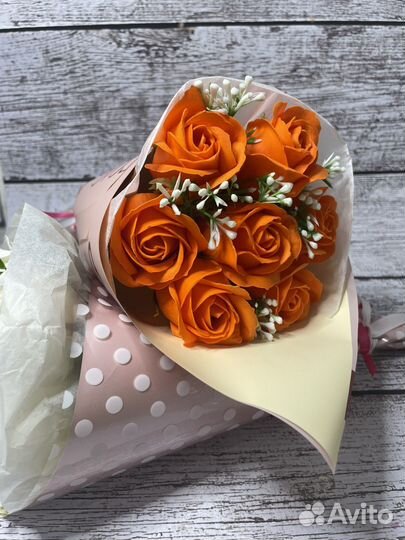 Букет из пенных роз