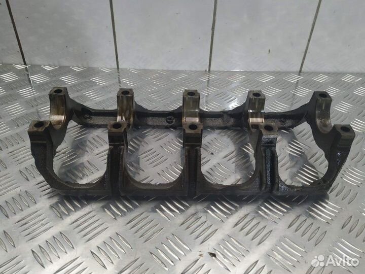 Постель коленвала MN187746 Mitsubishi Galant 9