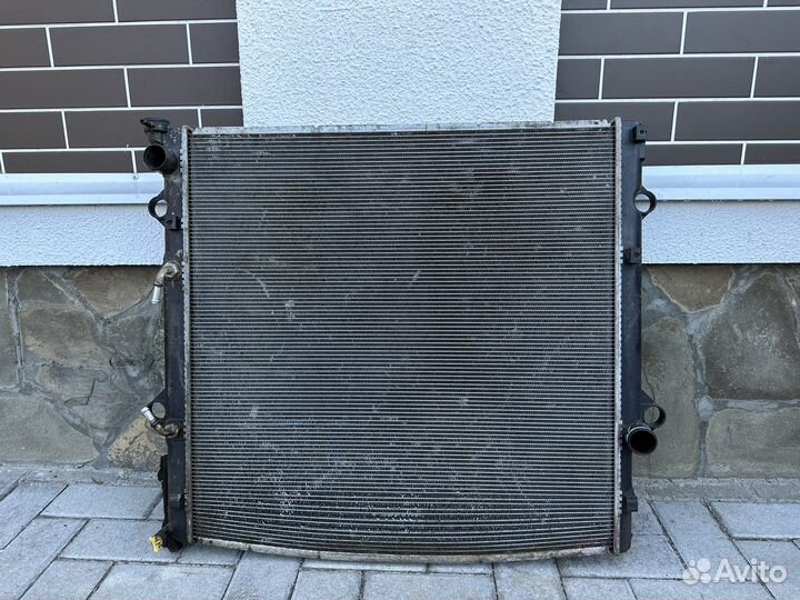 Радиатор охлаждения lexus gx 460