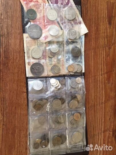 Коллекция монет и банкнот
