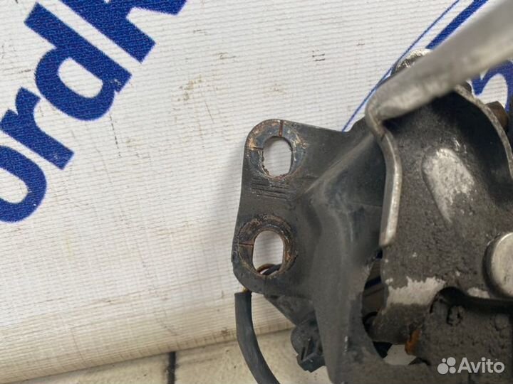 Замок капота Honda Civic 5D FK1 2006-2012